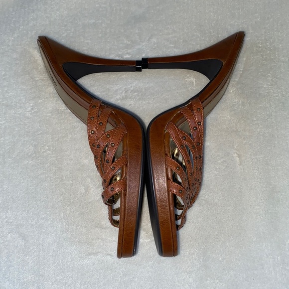 mossimo Brown High heel studded shoes - Picture 4 of 8